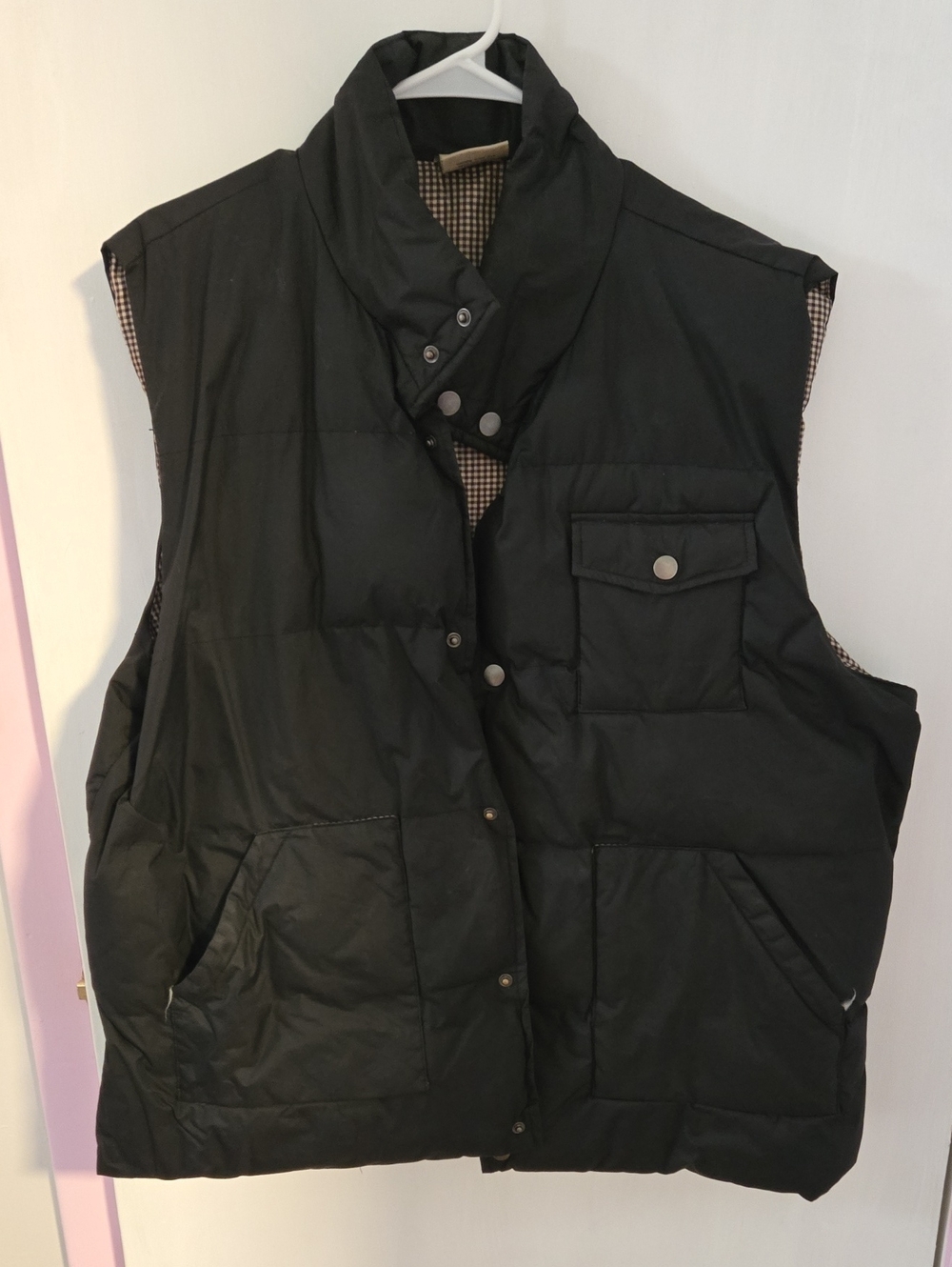Men's Black Puffer Vest - Lightweight Insulated Layer
